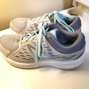 New Balance 420 Response 1.0 Sneakers Size 9.5